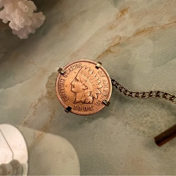 SWANK Gold Tone 1904 Indian Head Penny Tie Clip